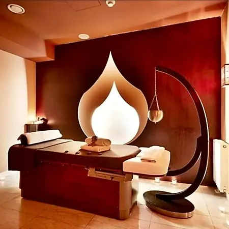 Royal 111 Appart hôtel 3*